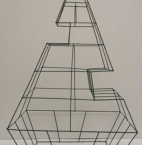 piramide topiary topiari augalu skulptura