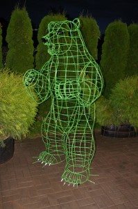 bear topiary topiari augalu skulptura meska