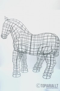 arklys horse topiary topiari augalu skulptura
