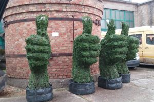 nykstys liuks topiary