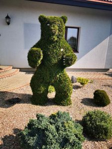 grizlis meska bear topiary