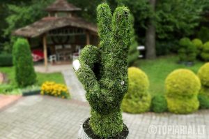 viva taikos zenklas remas skulptura zalia gyvatvore